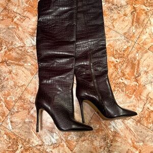 ATTIZZARE Elegant Burgundy Brown Faux Fur Lined Croc-Embossed Knee-High Boots